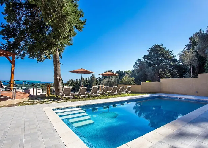 Вилла Louloudi Hills 2